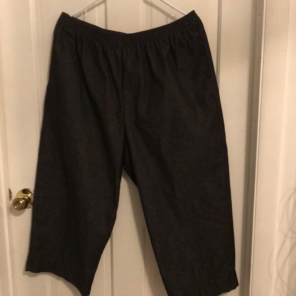 Blue denim Capris